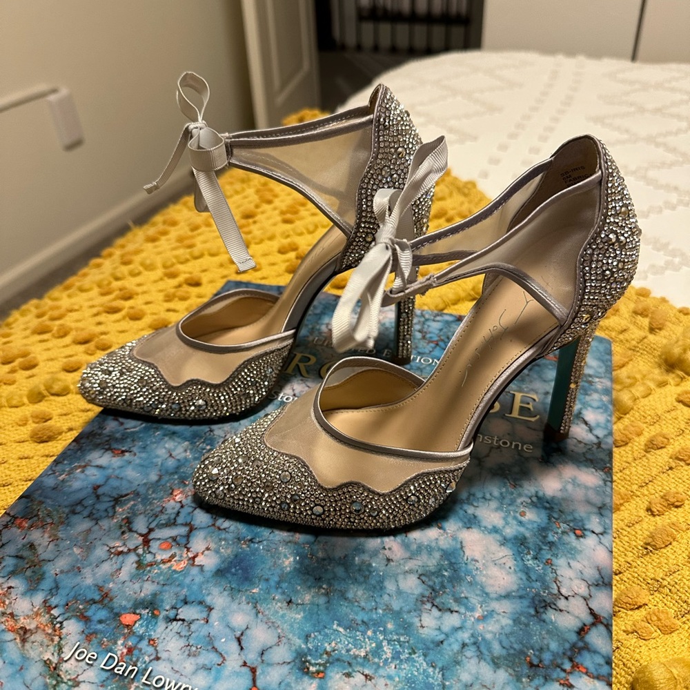 Betsey Johnson sz6 Iris Rhinestone Heels